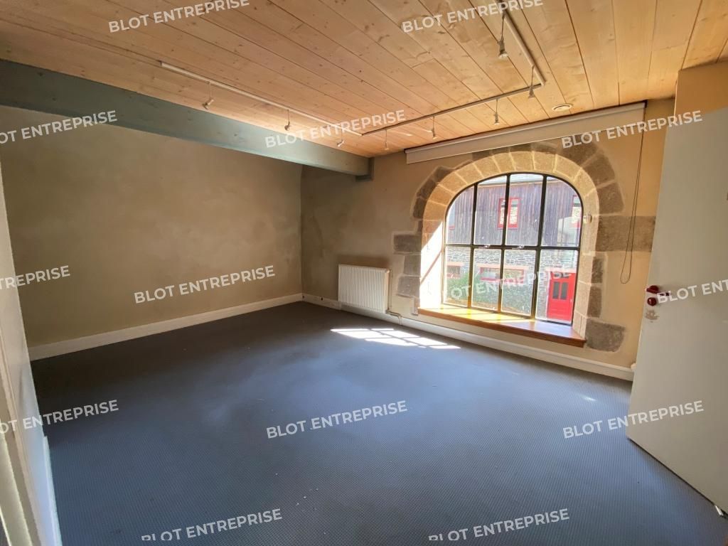 Location bureaux 98 m² non divisibles