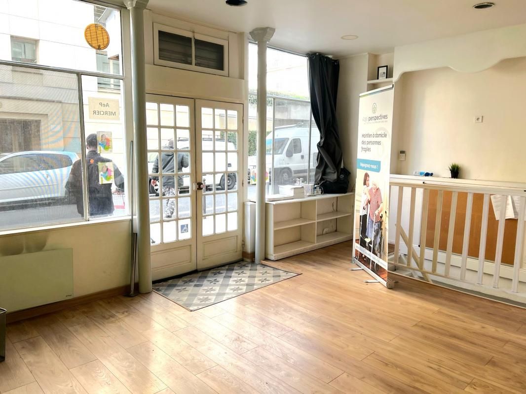 Location local commercial 38 m² non divisibles