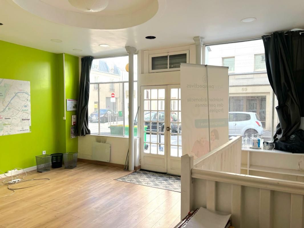 Location local commercial 38 m² non divisibles