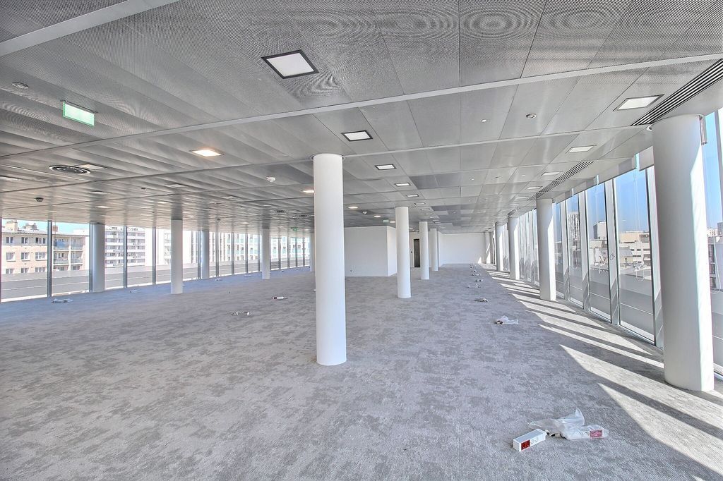 Location bureaux 3030 m² divisibles à partir de 606 m²