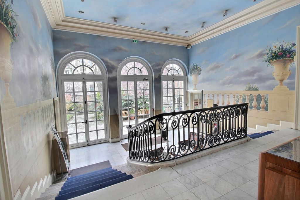 Location bureaux 55 m² divisibles à partir de 21 m²