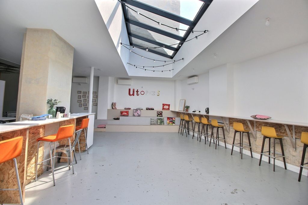 Location bureaux 238 m² non divisibles