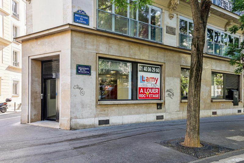 Location boutique 413 m² à Paris