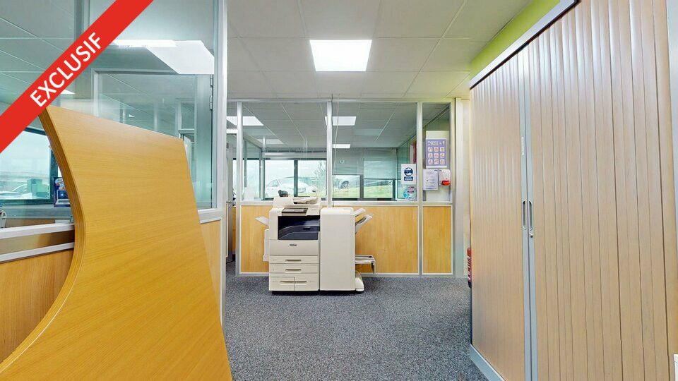 Valoris Real Estate vous propose en exclusivité à la vente un ensemble de bureaux idéalement situés sur la commune de Lissieu, au sein d'un environnement professionnel dynamique et accessible.
