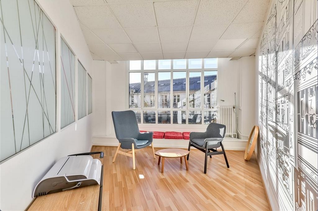 Location bureaux 250 m² non divisibles