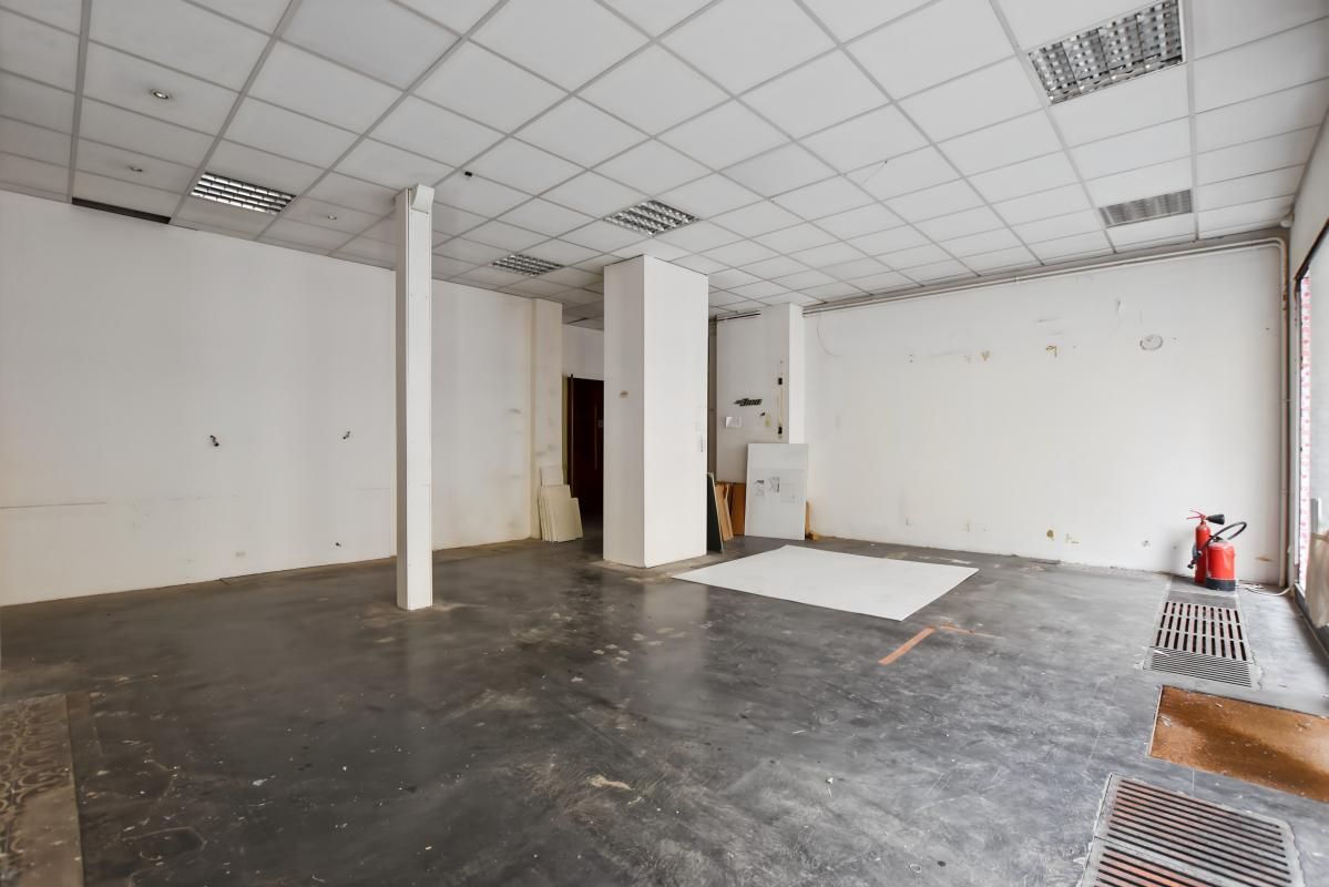 Location local commercial 90 m² non divisibles