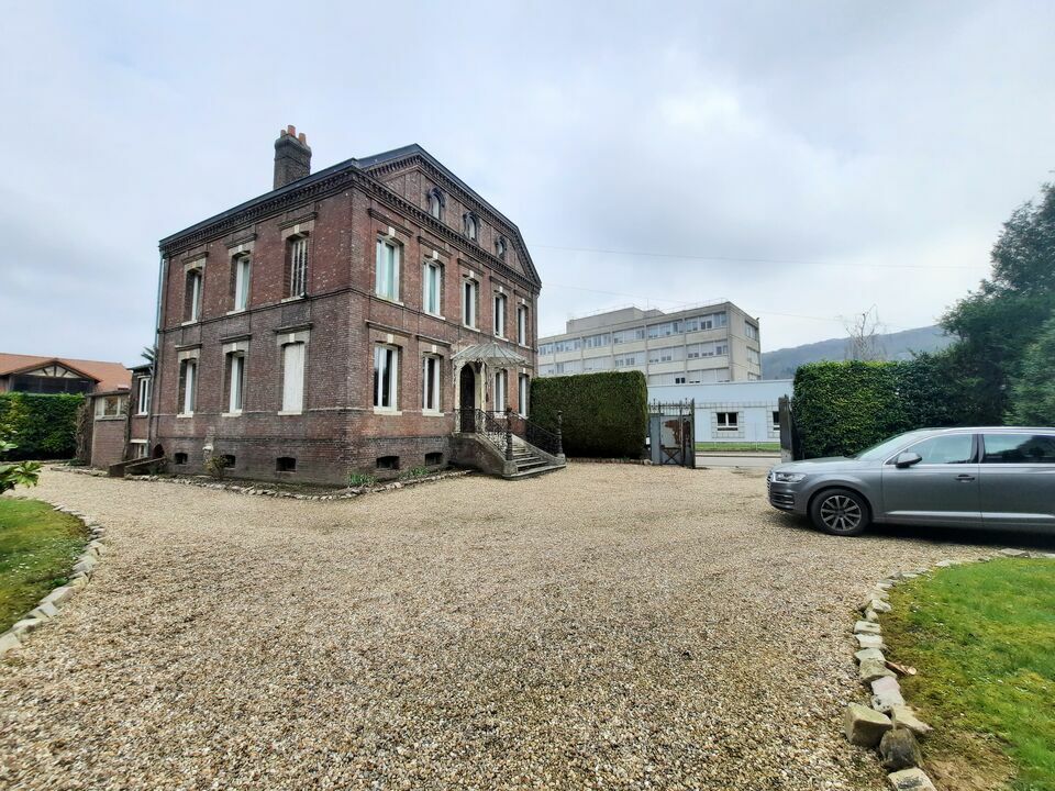 Location bureaux 350 m² non divisibles