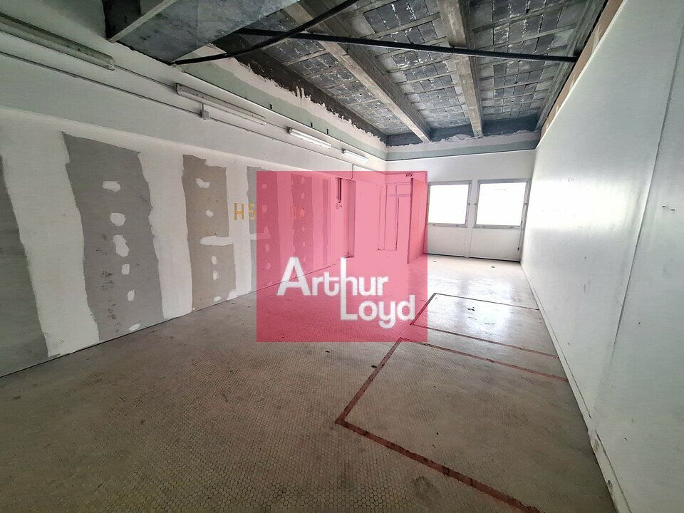 COURNON ZI A LOUER DEPOT 51M²