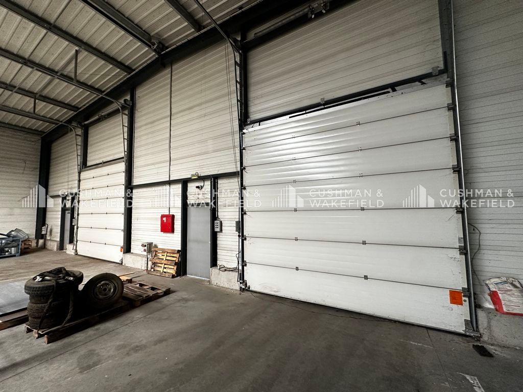 Vente activités 2680 m² non divisibles