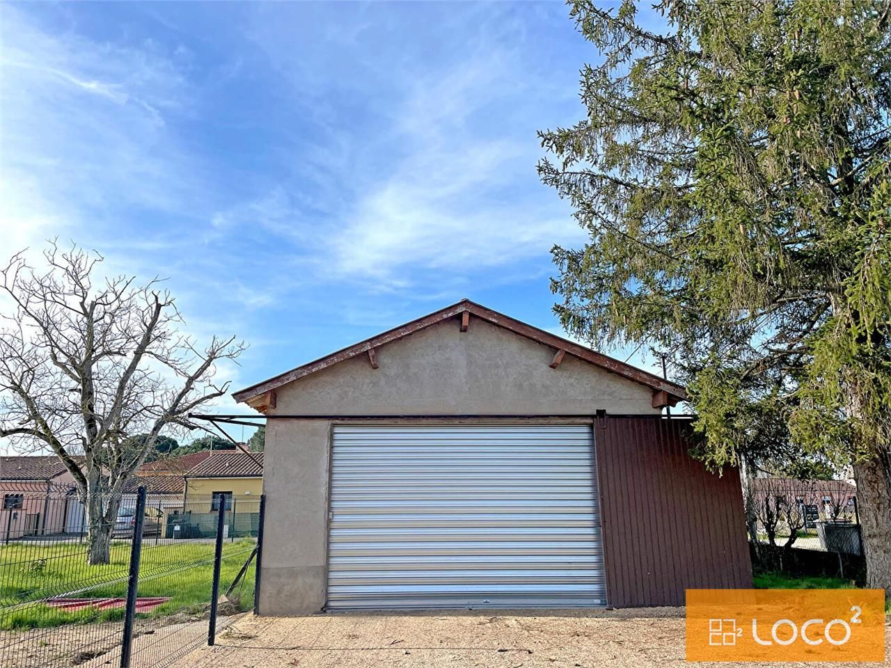 Location local 80.00 m² à BESSIERES