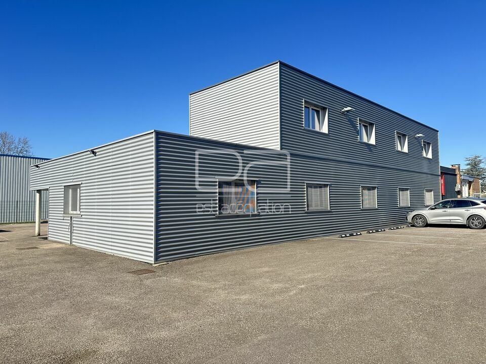 Location local d''activites 234 m² non divisibles