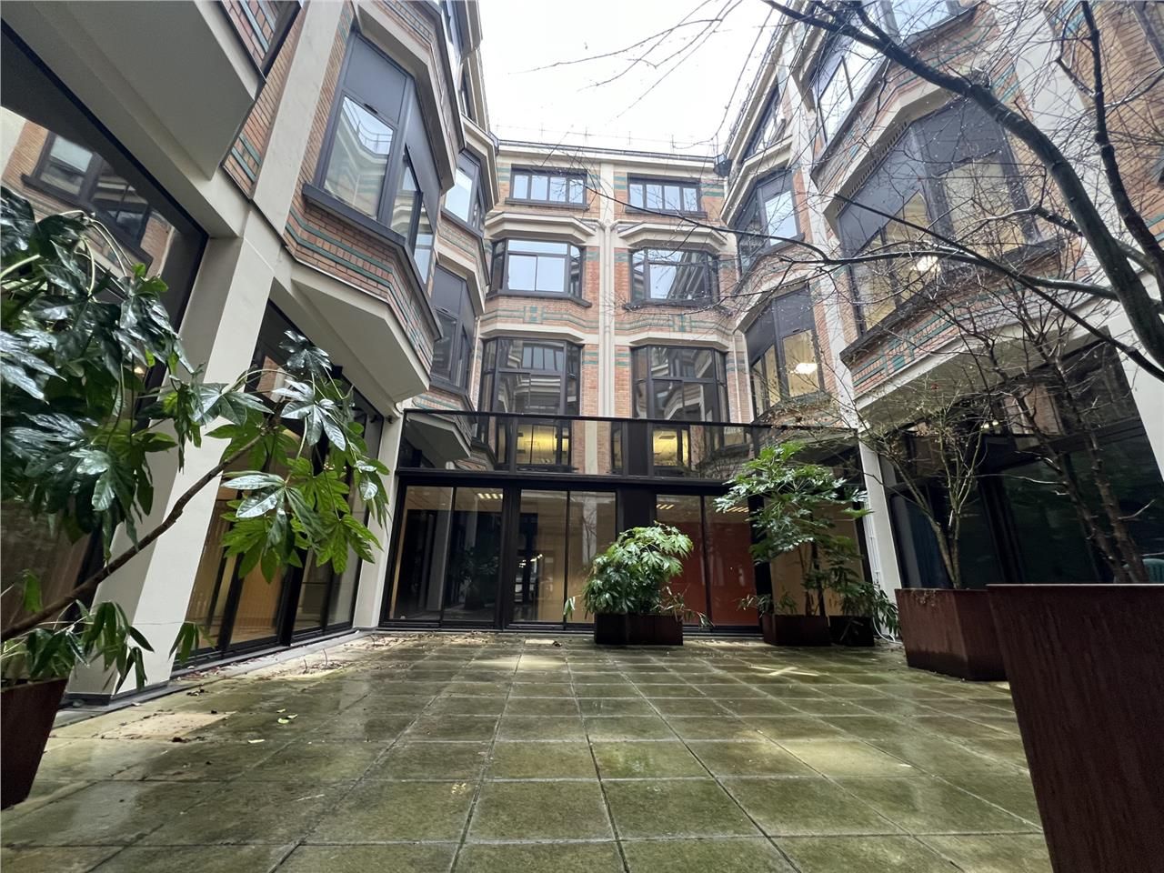 Location bureaux 962 m² à Reims