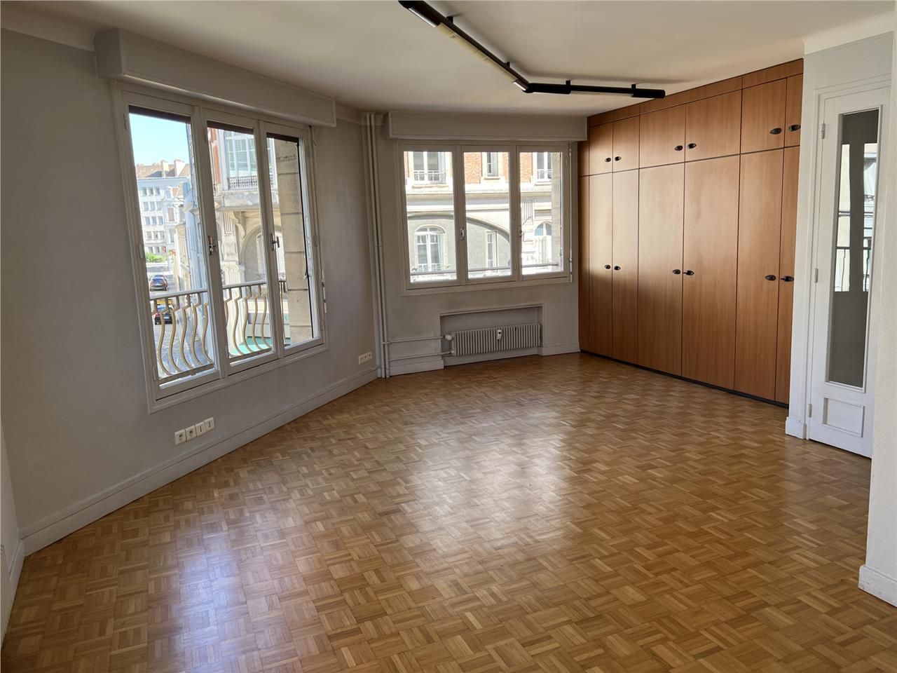 Location bureaux 100 m² à Reims