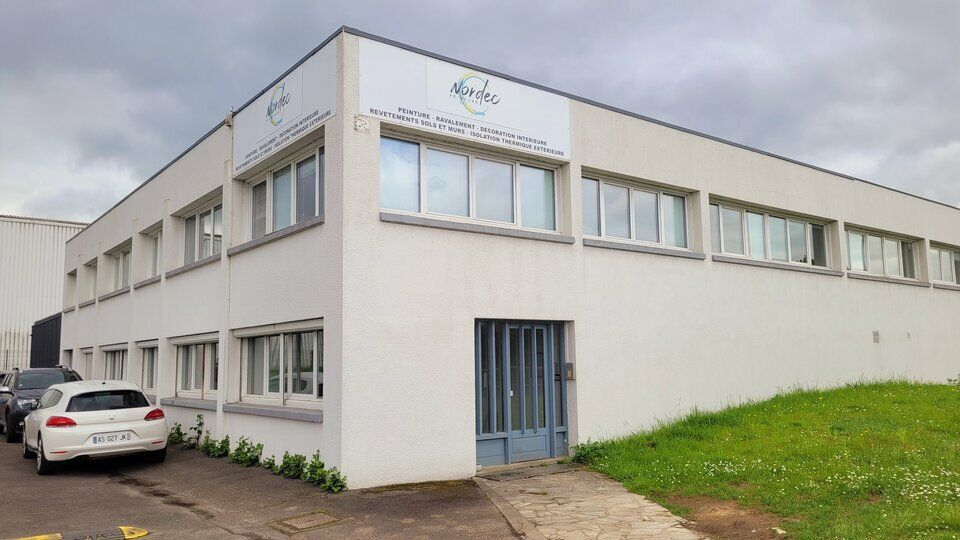 Location local d''activites 512 m² non divisibles