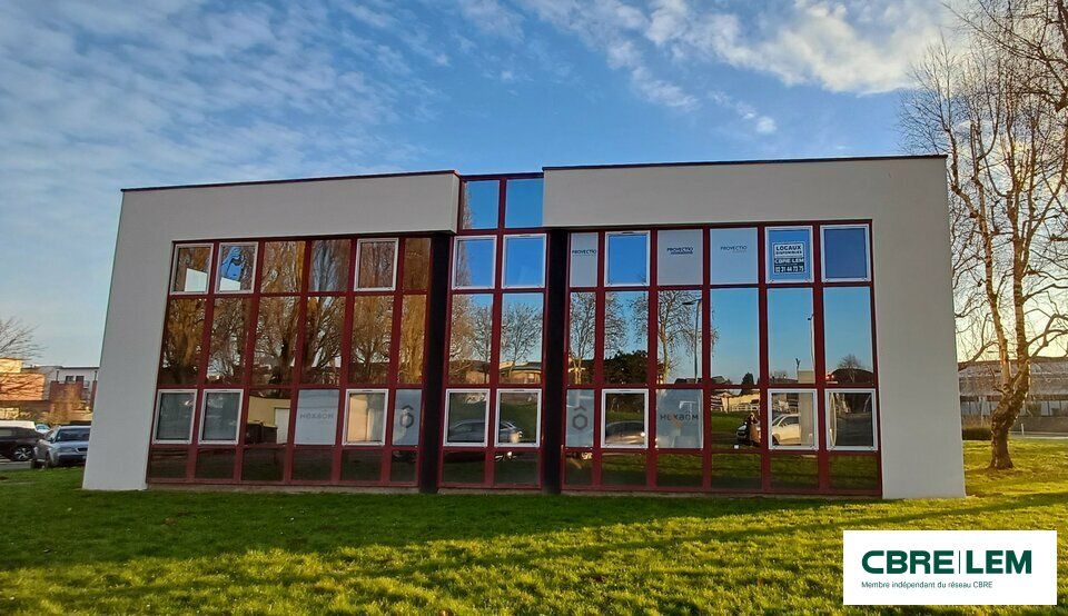 Location bureaux 75 m² non divisibles