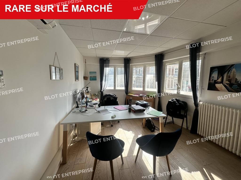 Location bureaux 82 m² non divisibles