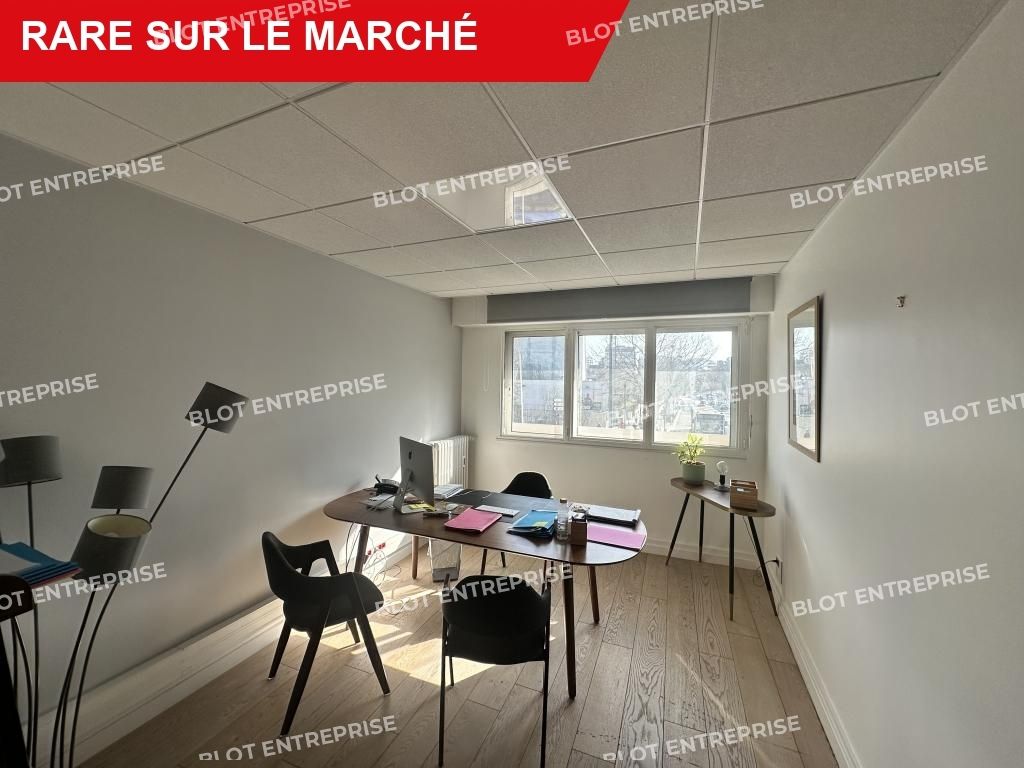 Location bureaux 82 m² non divisibles