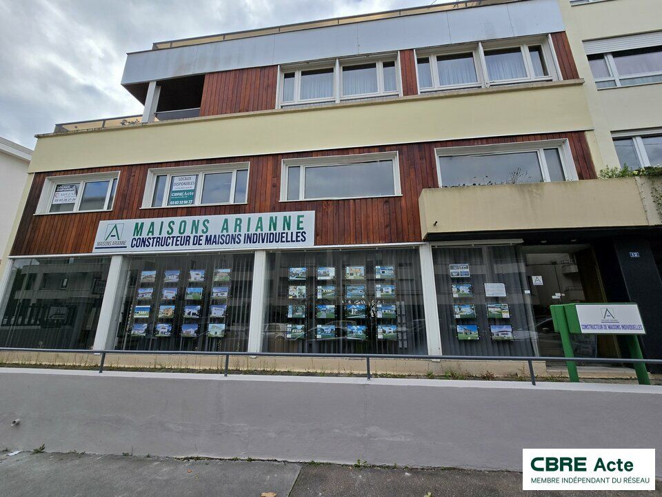 Location bureaux 150 m² divisibles à partir de 130 m²