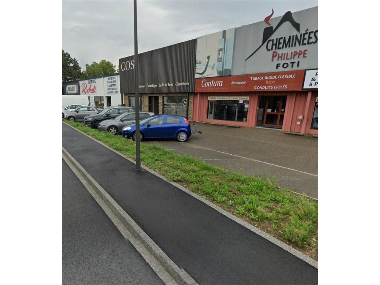 Location local commercial 354 m² non divisibles