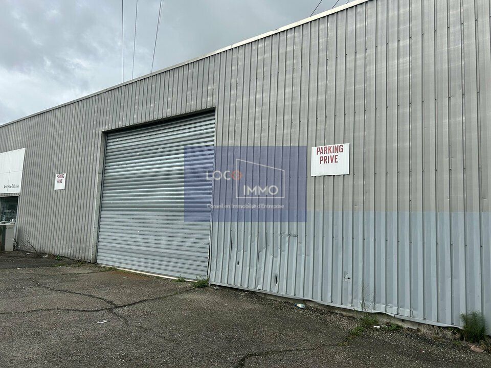 Location local commercial 450 m² non divisibles