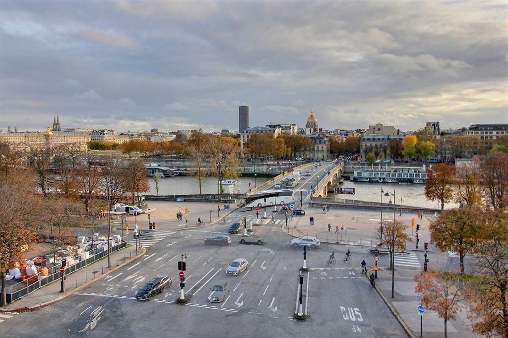 Location bureaux 660 m² non divisibles