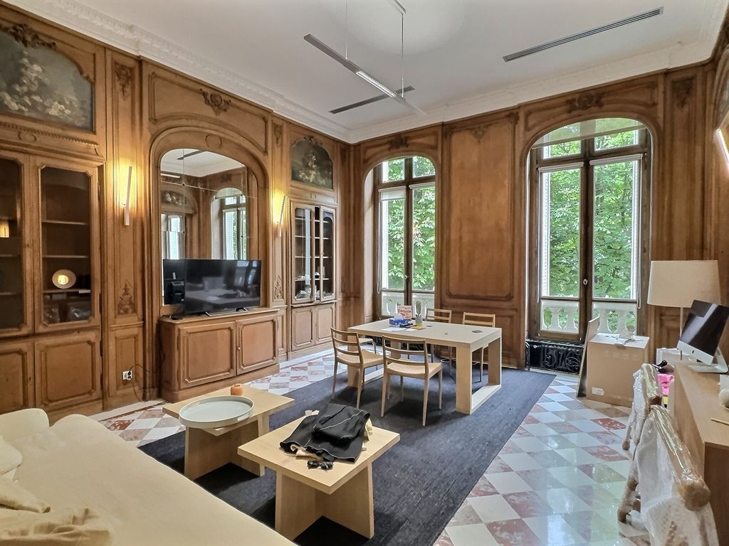 Location bureaux 660 m² non divisibles