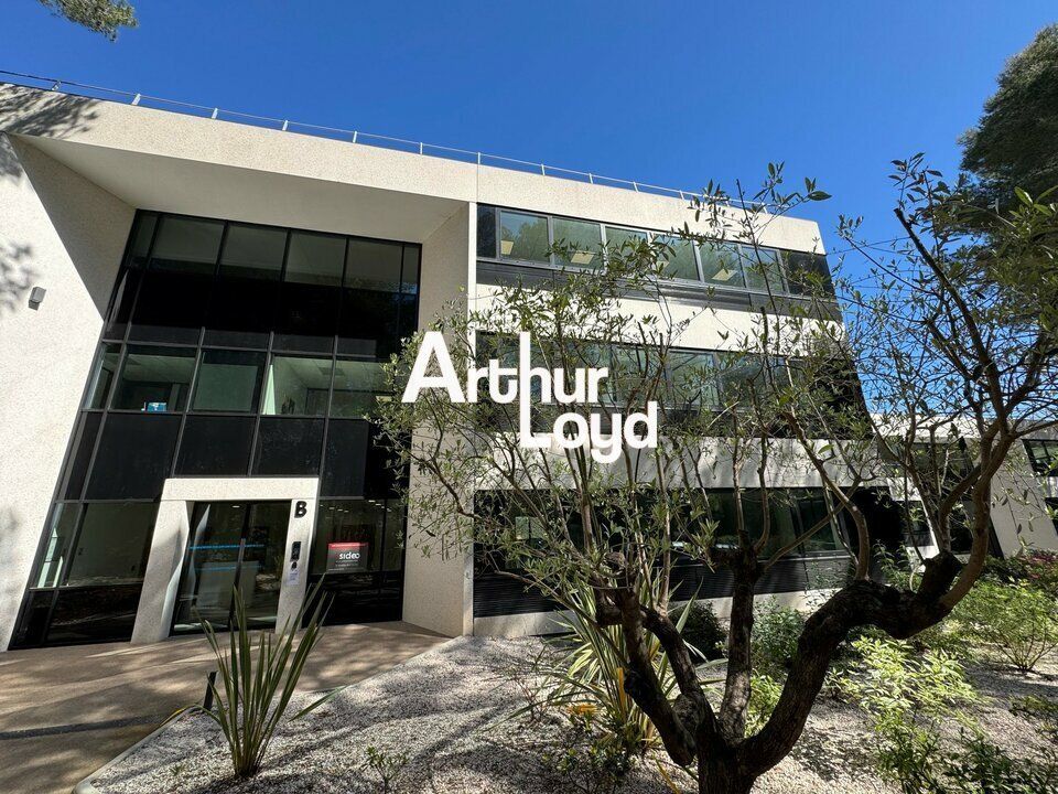 Ecoryzon - Bureaux rénovés 424.96 m² en R+1 à vendre - Sophia Antipolis