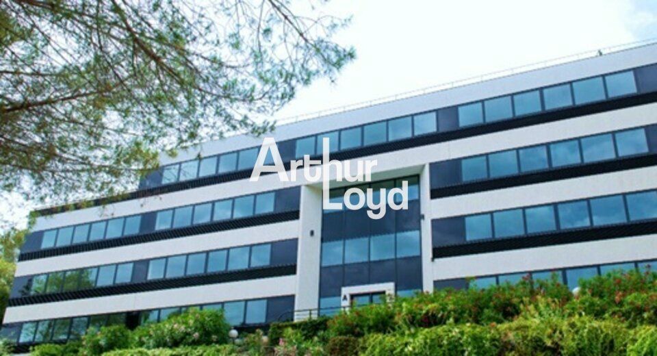 Vente bureaux 651.66 m² divisibles à partir de 235.95 m²