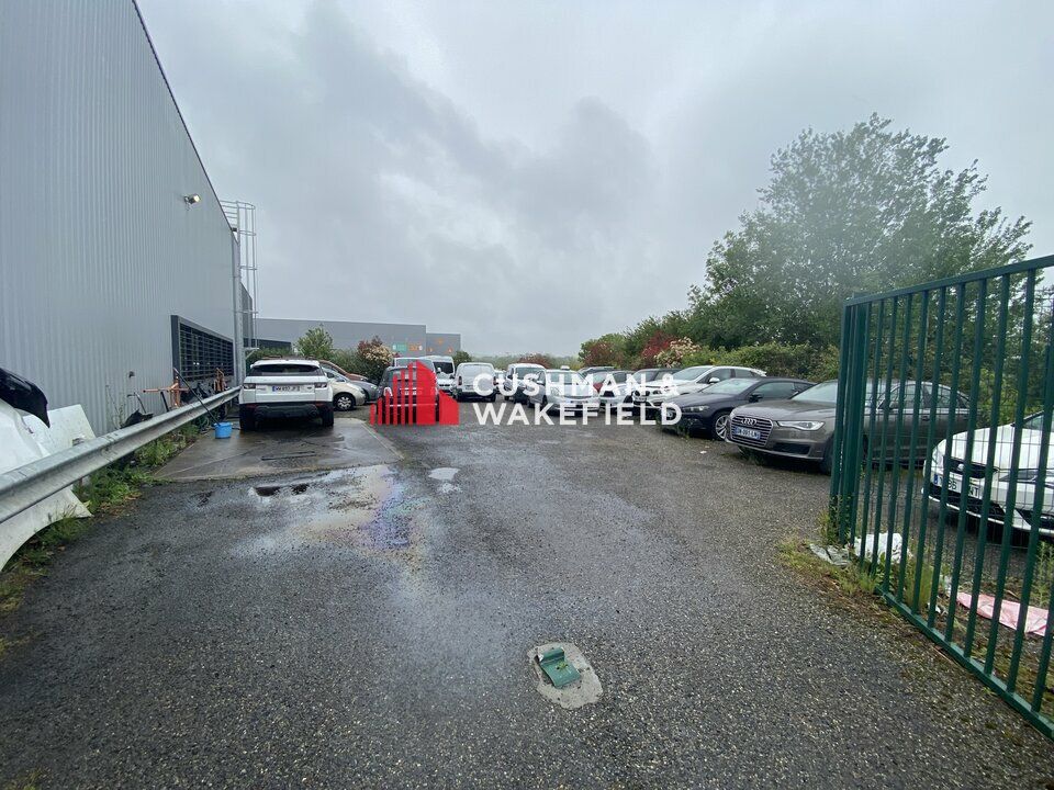 Location terrain - 700 m²