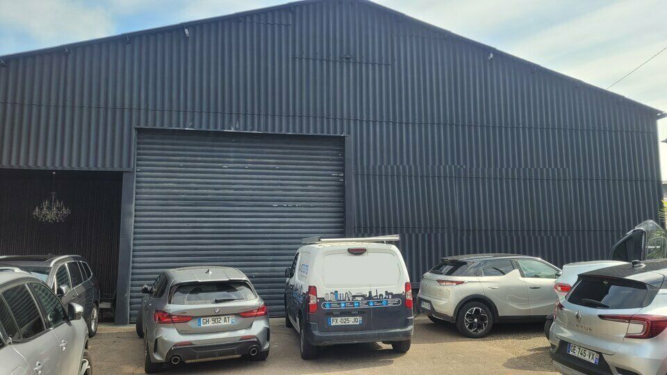 A LOUER OU A VENDRE - VALLEE DU CAILLY.