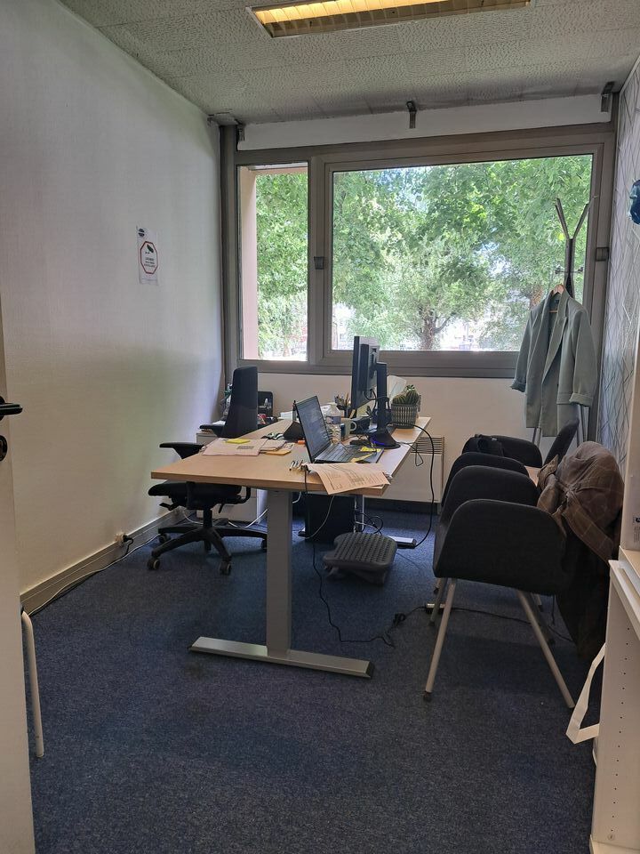 BUREAUX RDV A VENDRE!