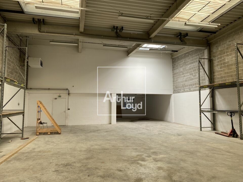 Locaux d'activité à louer - LIEUSAINT