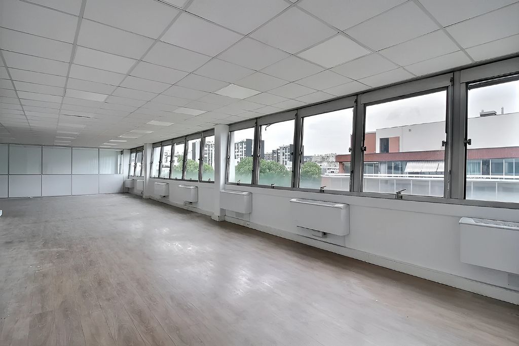 Location bureaux 791 m² divisibles à partir de 393 m²