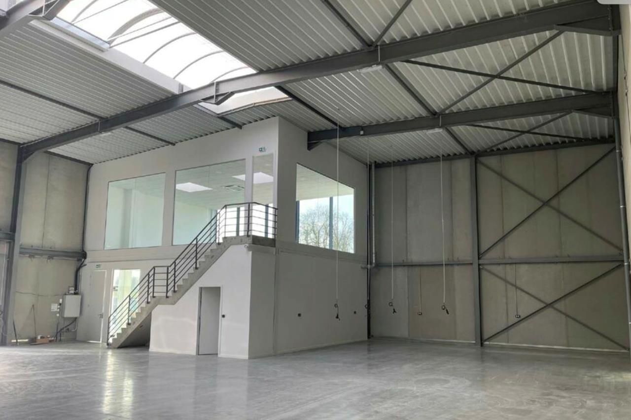 location - entrepôt - déclin