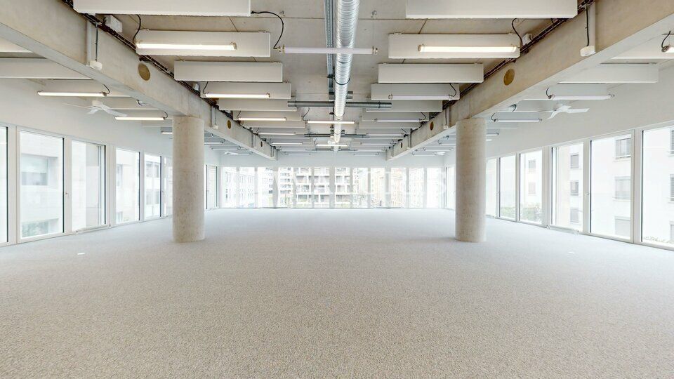 Au coeur du quartier d'affaires Lyon Confluence, actif indépendant.
