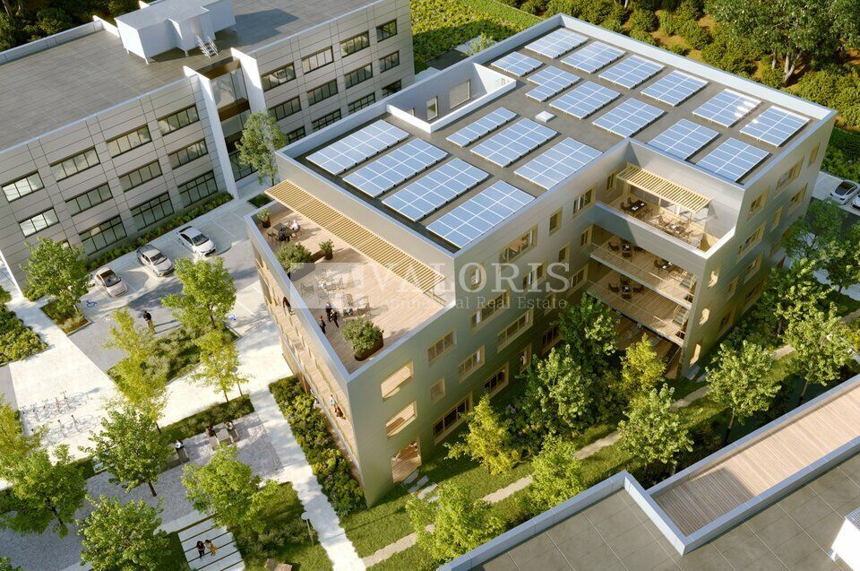 Valoris Real Estate vous présente cet immeuble de bureaux neuf situé dans le 7e arrondissement de Lyon, offrant une opportunité unique pour les professionnels à la recherche d'un cadre de travail moderne et agréable.