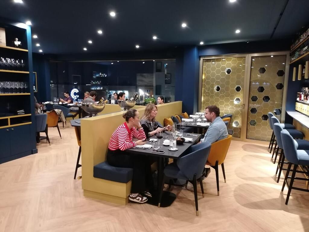 À LOUER – LOCAL RESTAURATION ÉPHÉMÈRE AVEC ROOFTOP – BORDEAUX CE