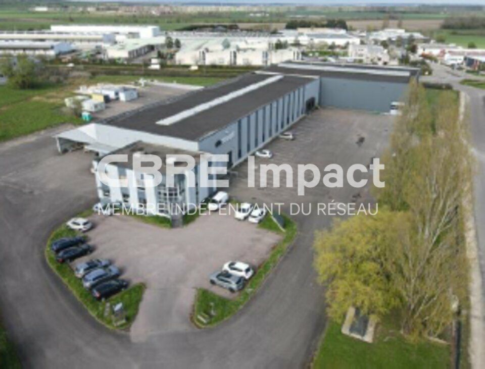 Location local d''activites 4412 m² non divisibles