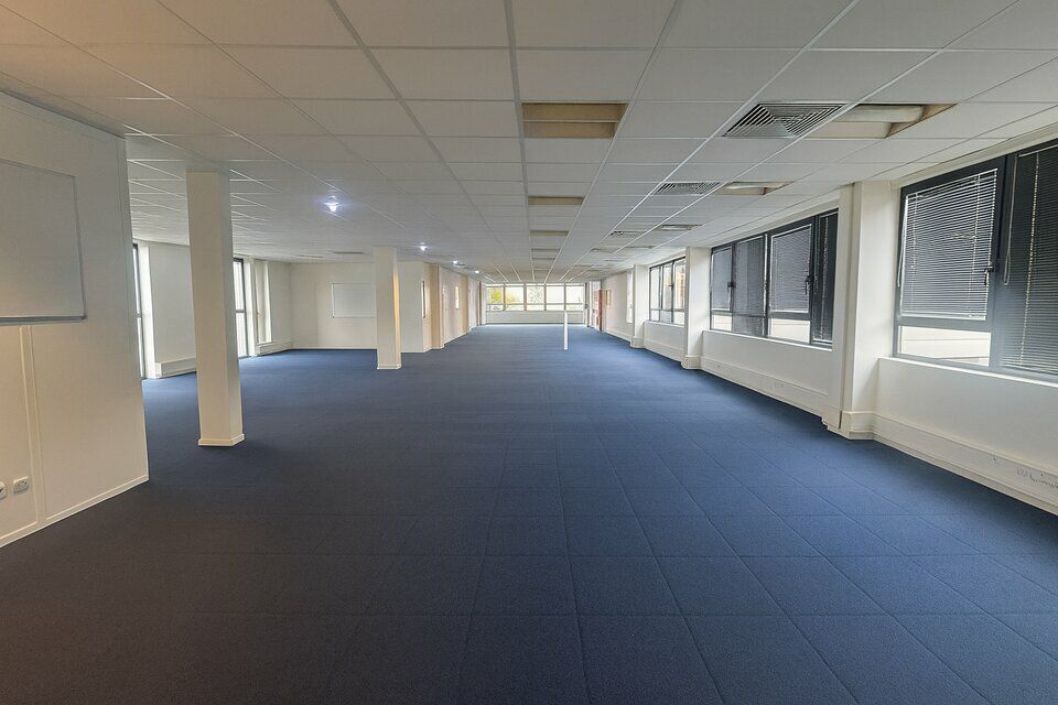 Location bureaux 467 m² non divisibles