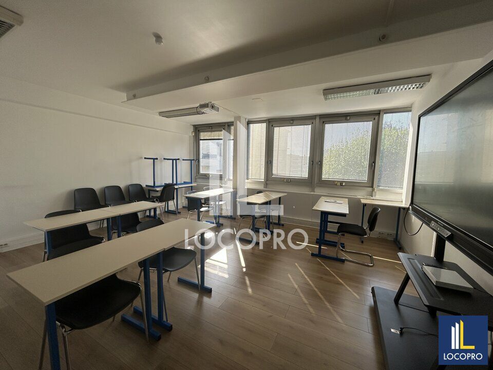 Location bureaux 280.13 m² non divisibles