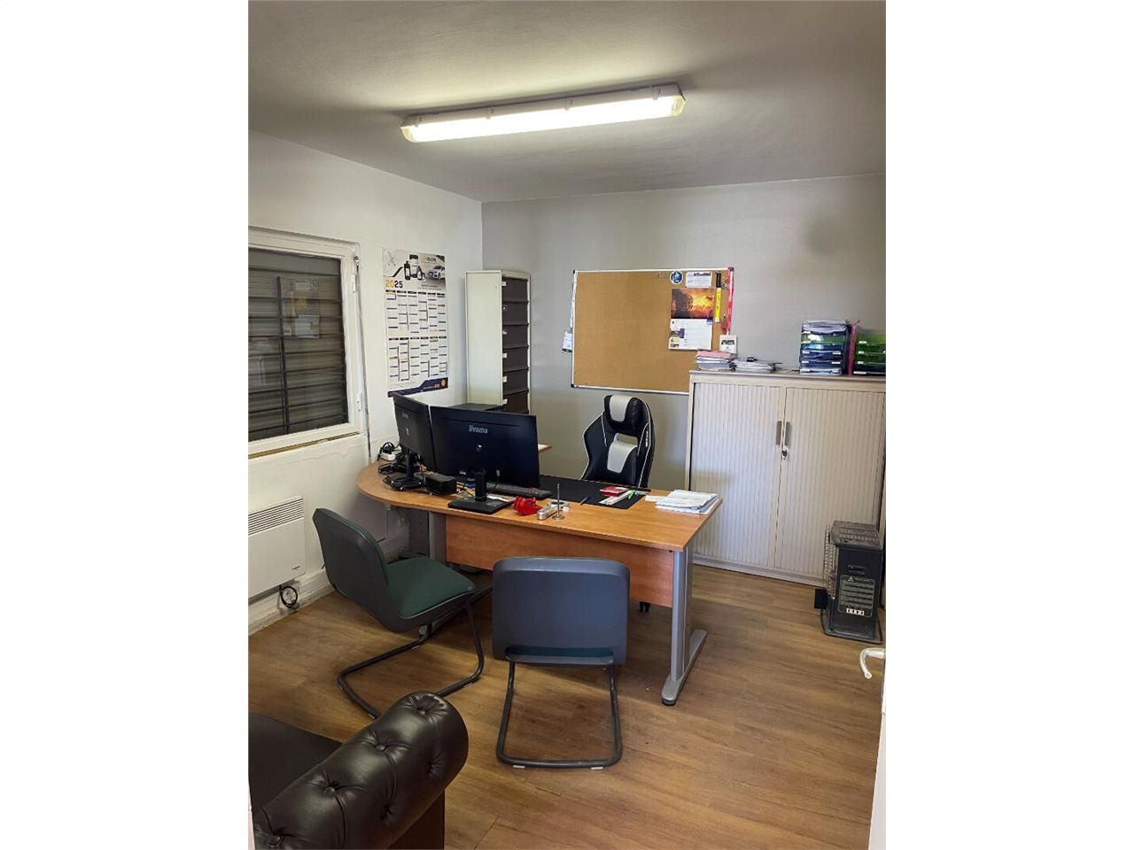 Location local 114.00 m² à COUZEIX