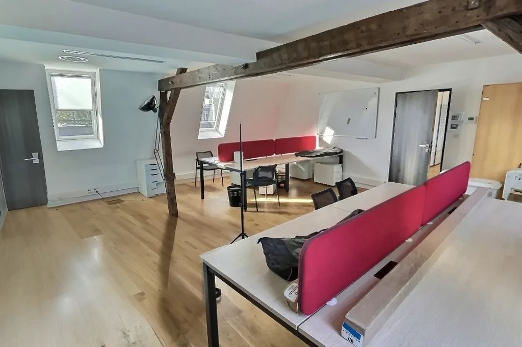 Location bureaux 55 m² divisibles à partir de 15 m²