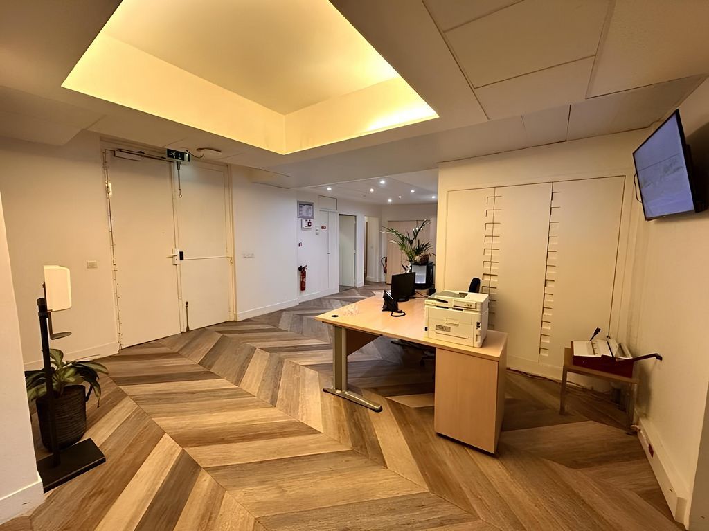 Location bureaux 470 m² non divisibles