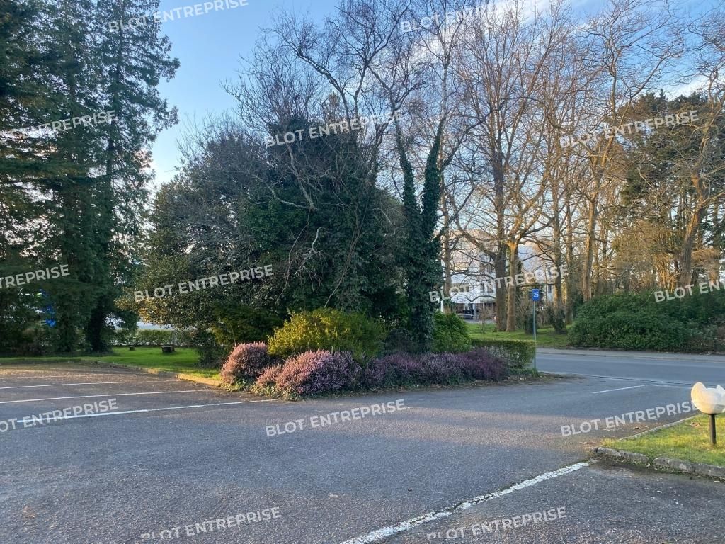 Location bureaux 182 m² non divisibles