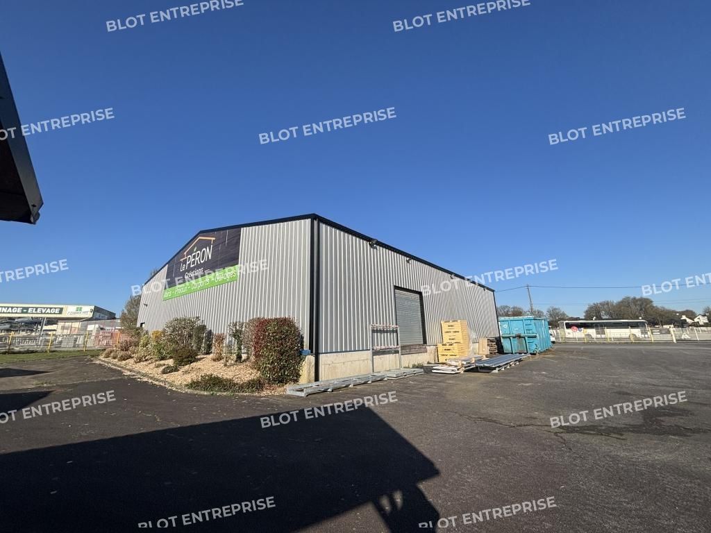 Location entrepôts 295 m² non divisibles
