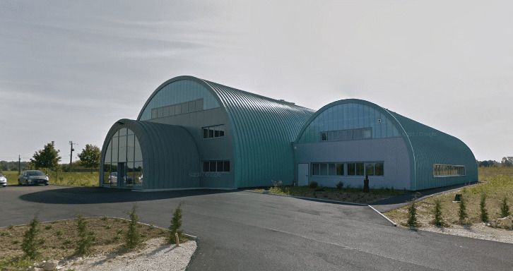 Vente entrepôts 1200 m² non divisibles