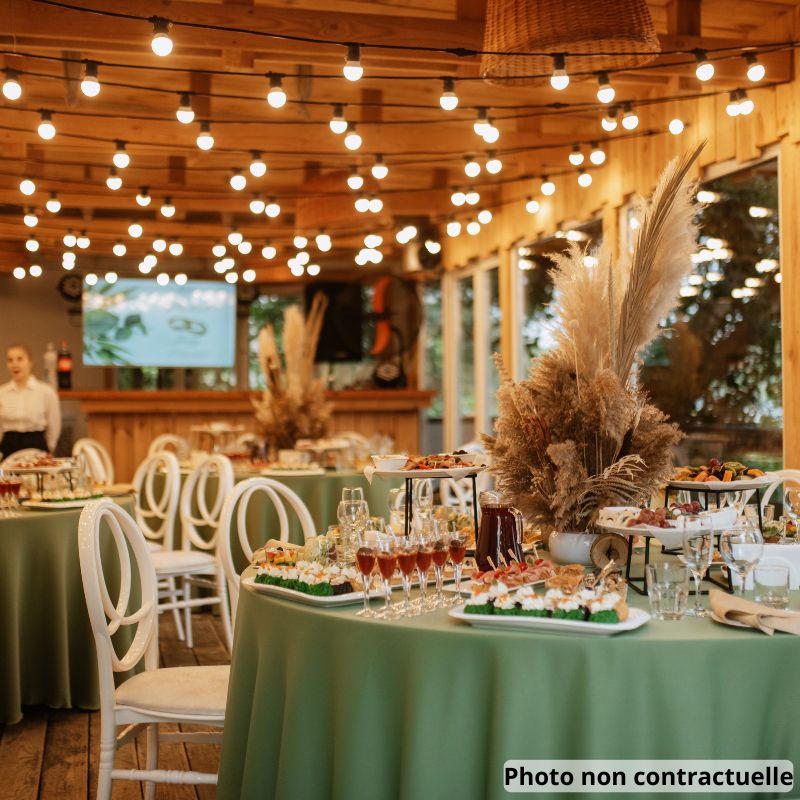 Vente local 1.00 m² à PARAY LE MONIAL