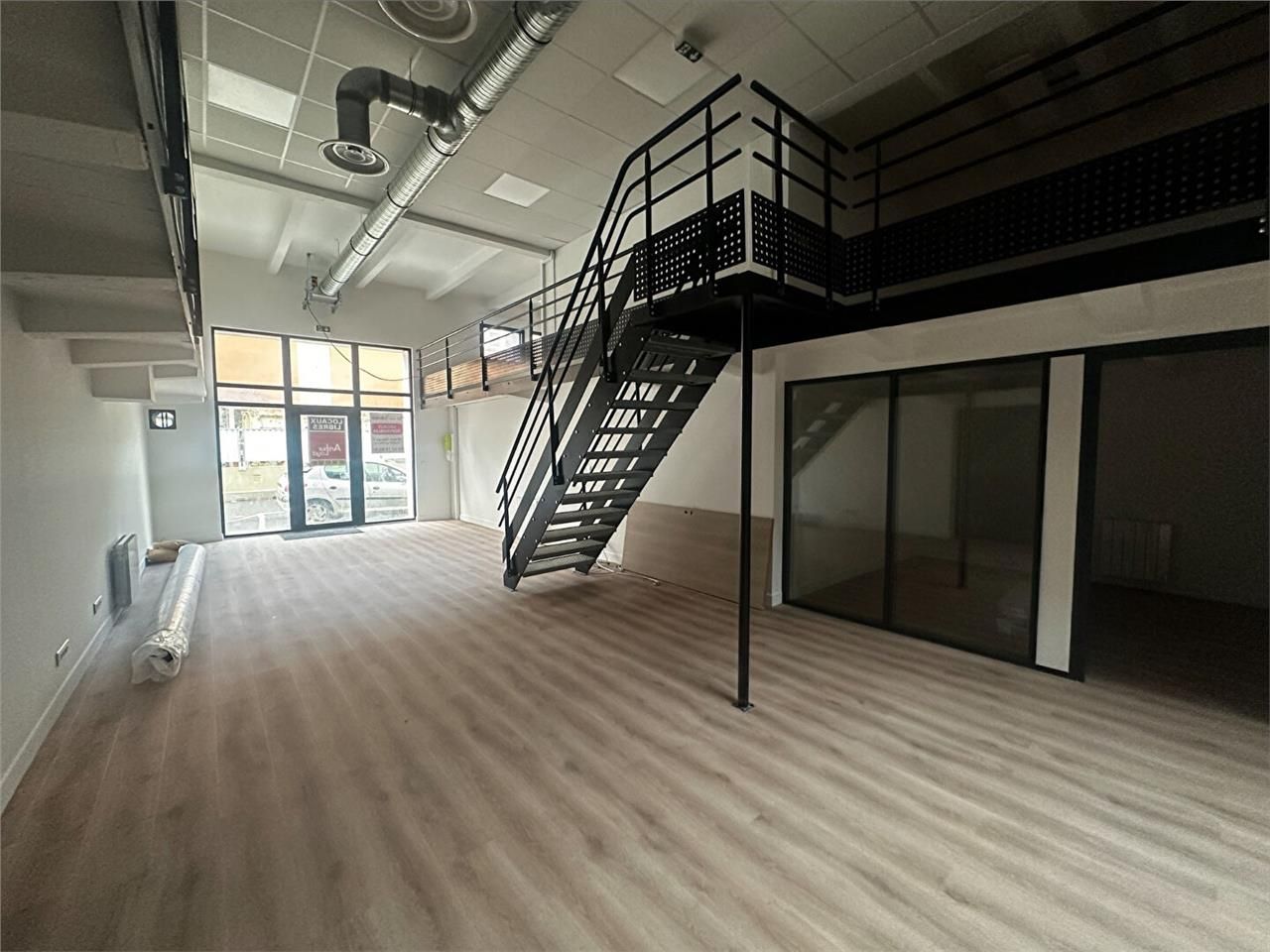 Location bureaux 279.00 m² à LE HAVRE