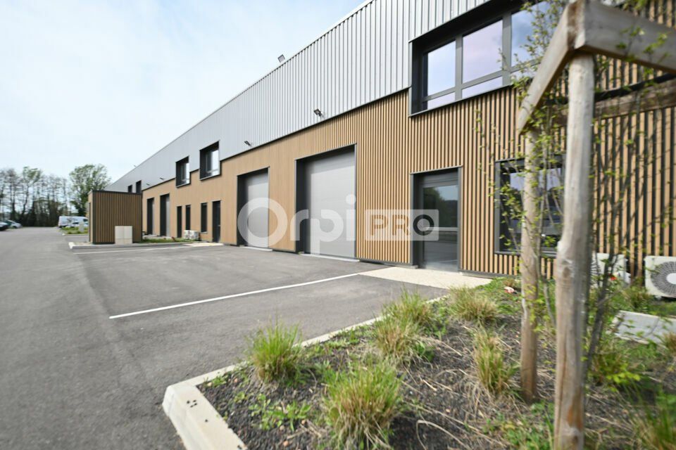LOCAL D'ACTIVITER A VENDRE OU A LOUER - 177 m² - BOURGOIN JALLIEU
