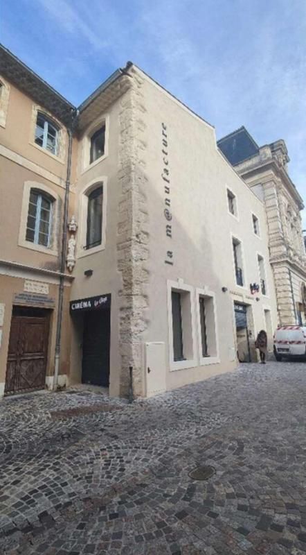 Location local commercial 50 m² non divisibles